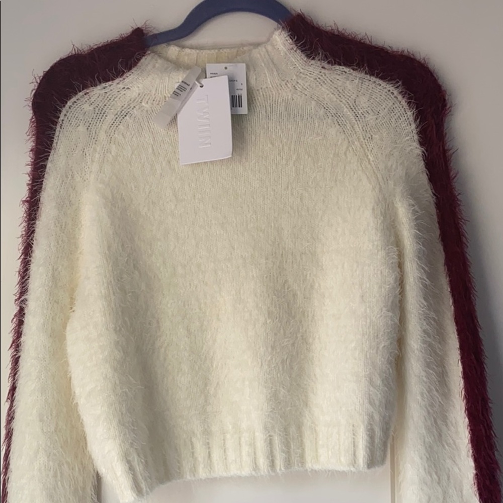 Sweater - Picture 3 of 4